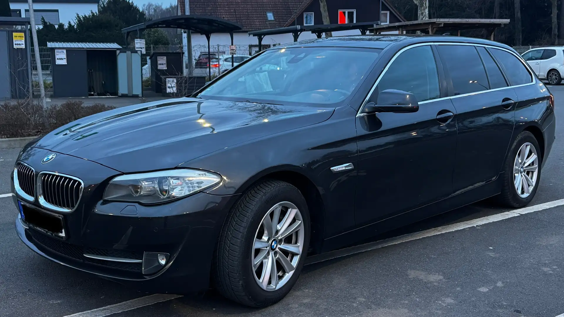 BMW 525 525d Touring Aut. Grau - 1
