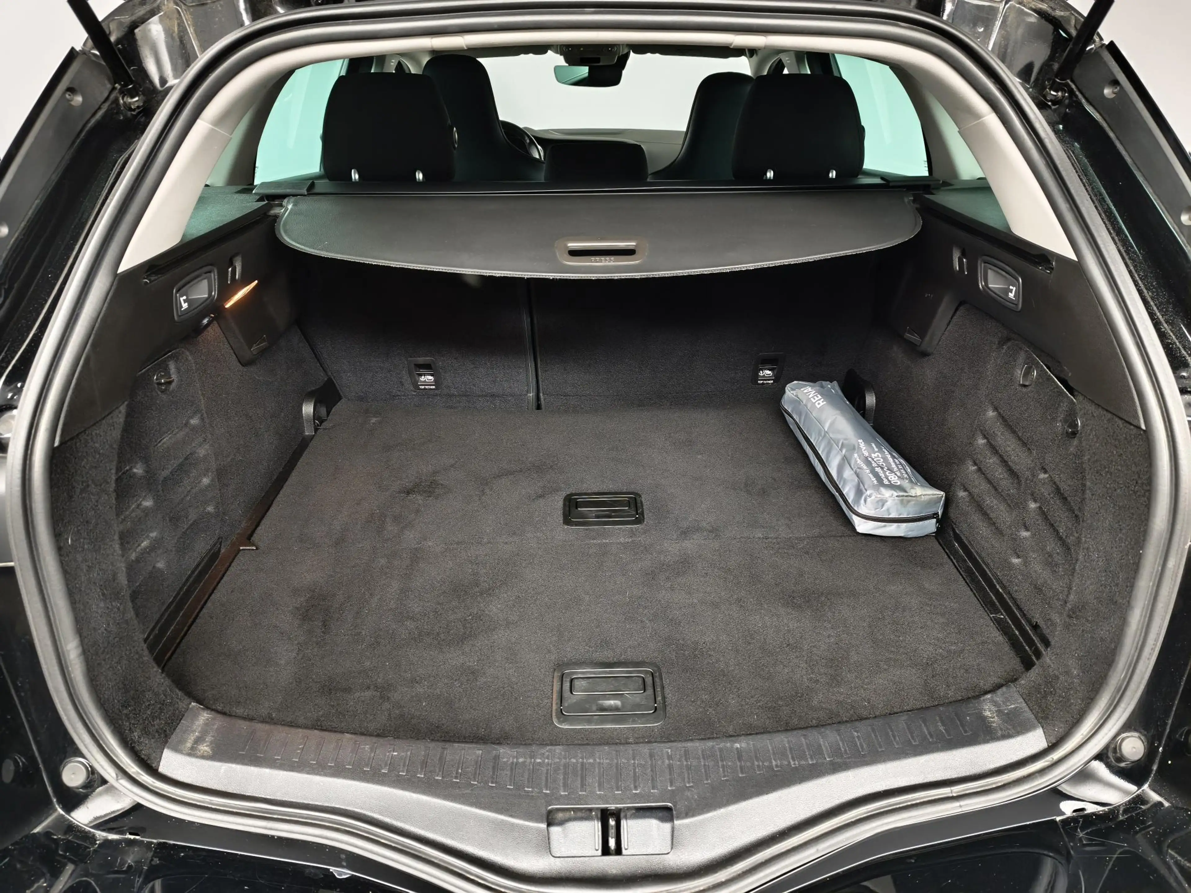Renault Megane Estate 1.3 TCe 160 R.S. Line | BOSE-Audio | Camera — photo 9