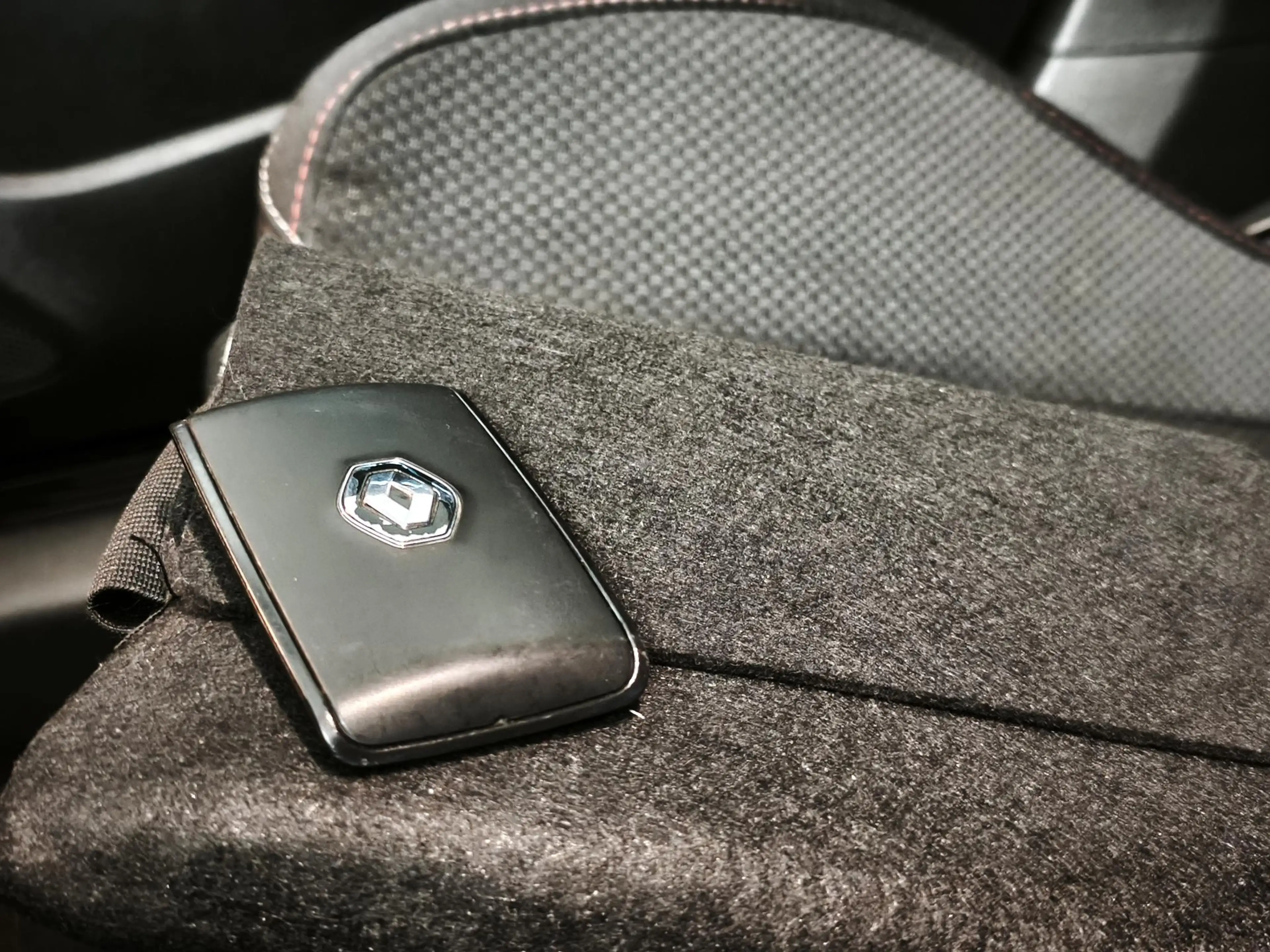 Renault Megane Estate 1.3 TCe 160 R.S. Line | BOSE-Audio | Camera — photo 14