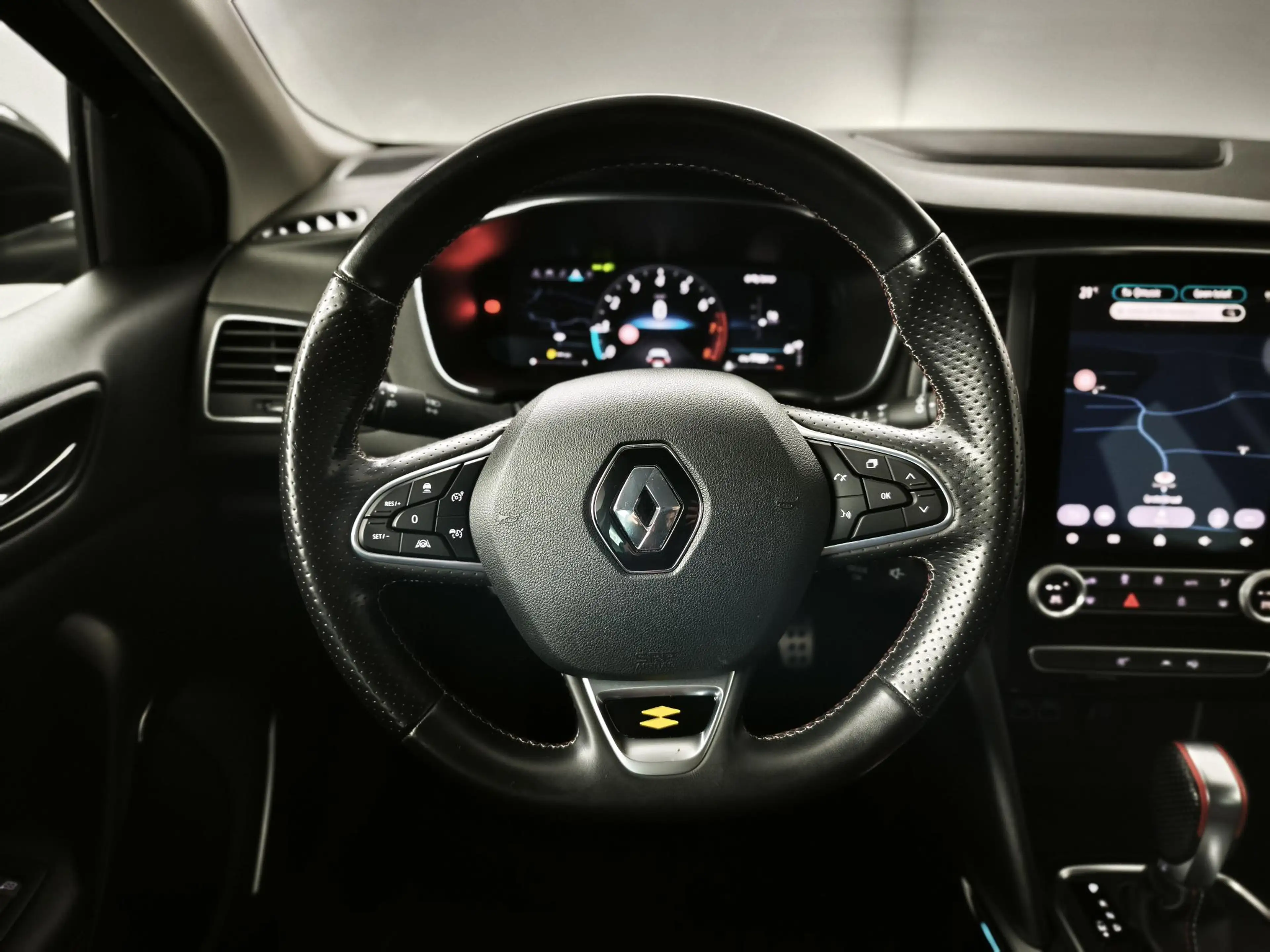 Renault Megane Estate 1.3 TCe 160 R.S. Line | BOSE-Audio | Camera — photo 20