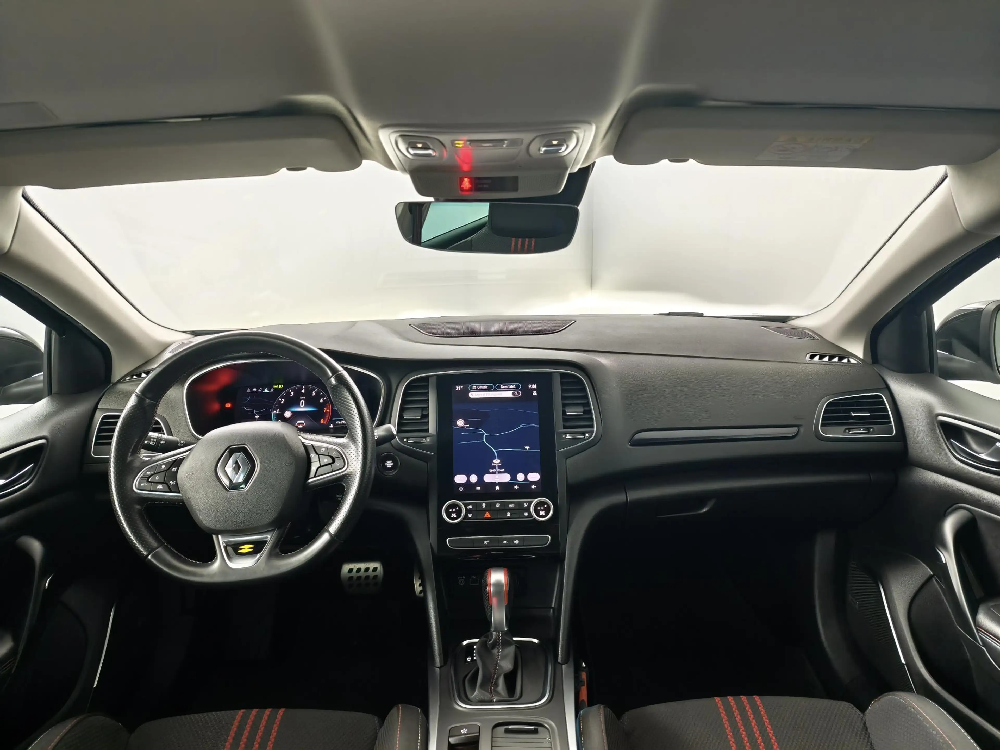 Renault Megane Estate 1.3 TCe 160 R.S. Line | BOSE-Audio | Camera — photo 3