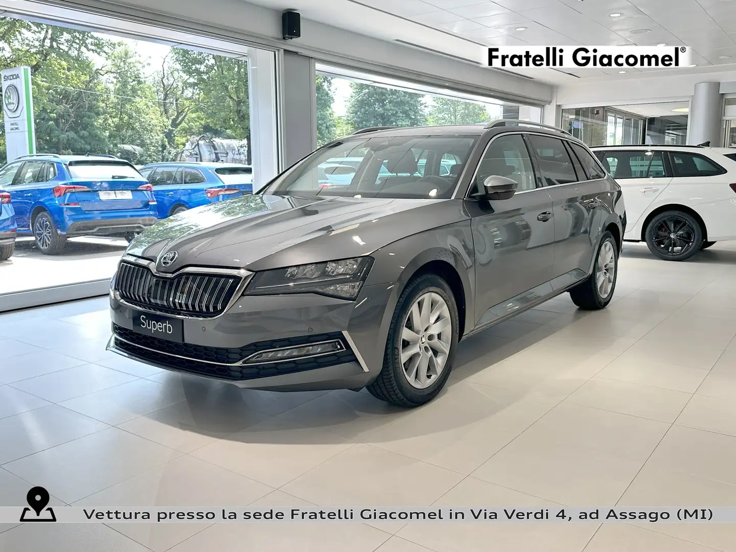 Skoda Superb wagon iv 1.4 tsi phev executive dsg Grigio - 1