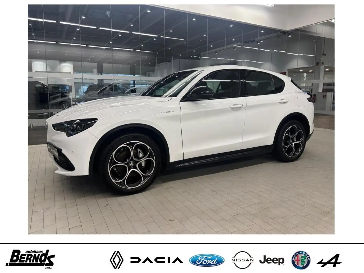 Alfa Romeo Stelvio 2.2 Diesel 16V AT8 Q4 Veloce AUTOMATIK, NAVIGATION White - 1