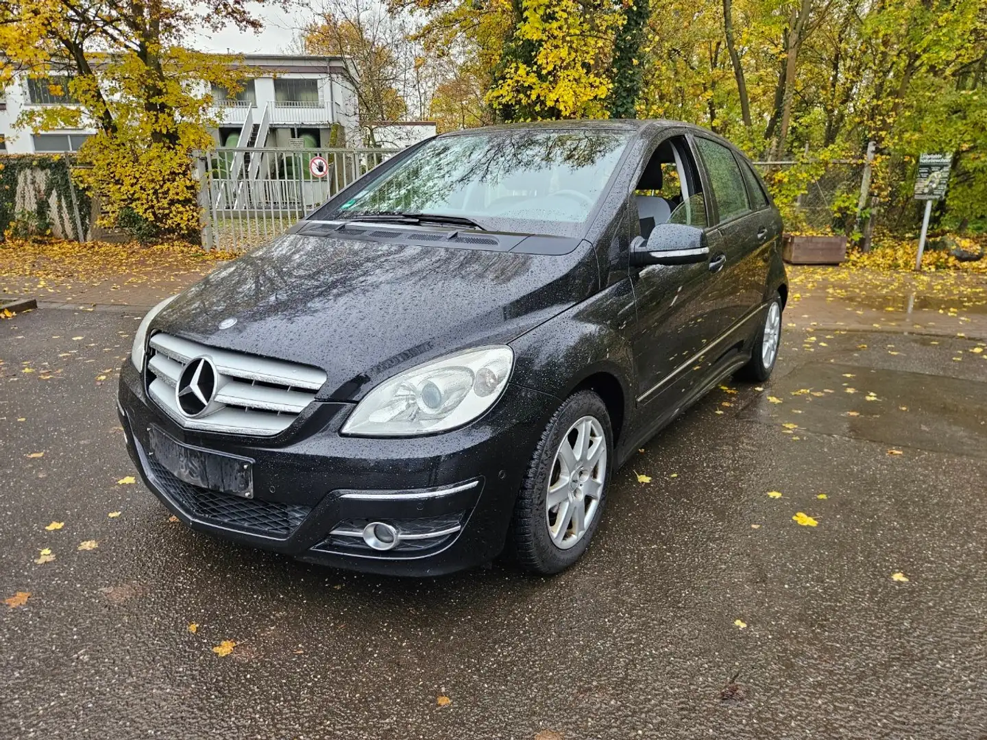 Mercedes-Benz B 180 B 180 CDI (245.207) 6 Gangschaltung Zustand Top Schwarz - 2