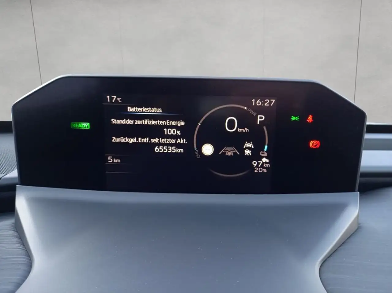 Toyota C-HR+ + 77kWh Teamplayer Navi Kamera Matrix-LED 12