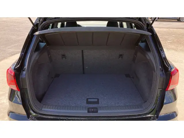 Seat Arona view 12