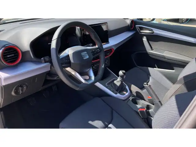 Seat Arona view 9