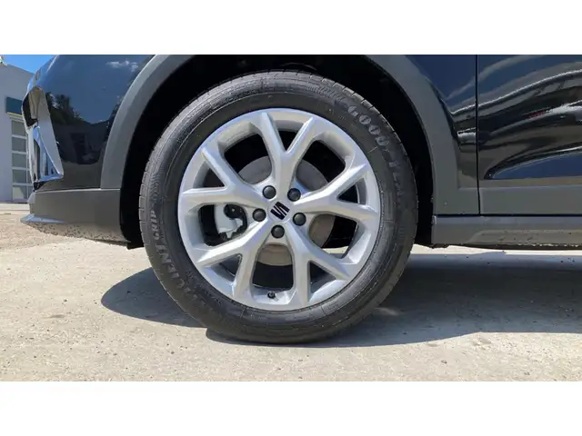 Seat Arona view 13