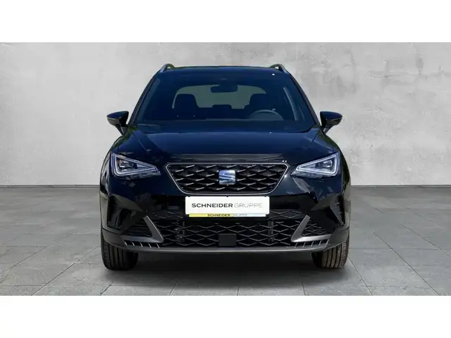 Seat Arona view 8