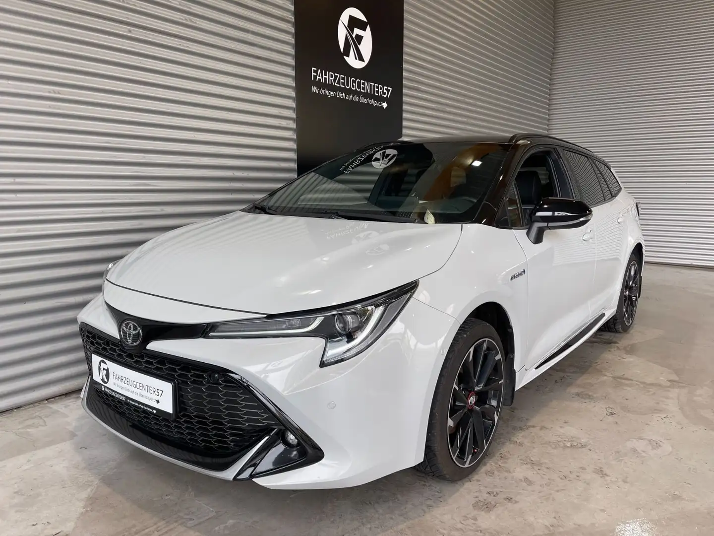 Toyota Corolla Touring Sports Hybrid GR Sport/JBL/ACC - 2