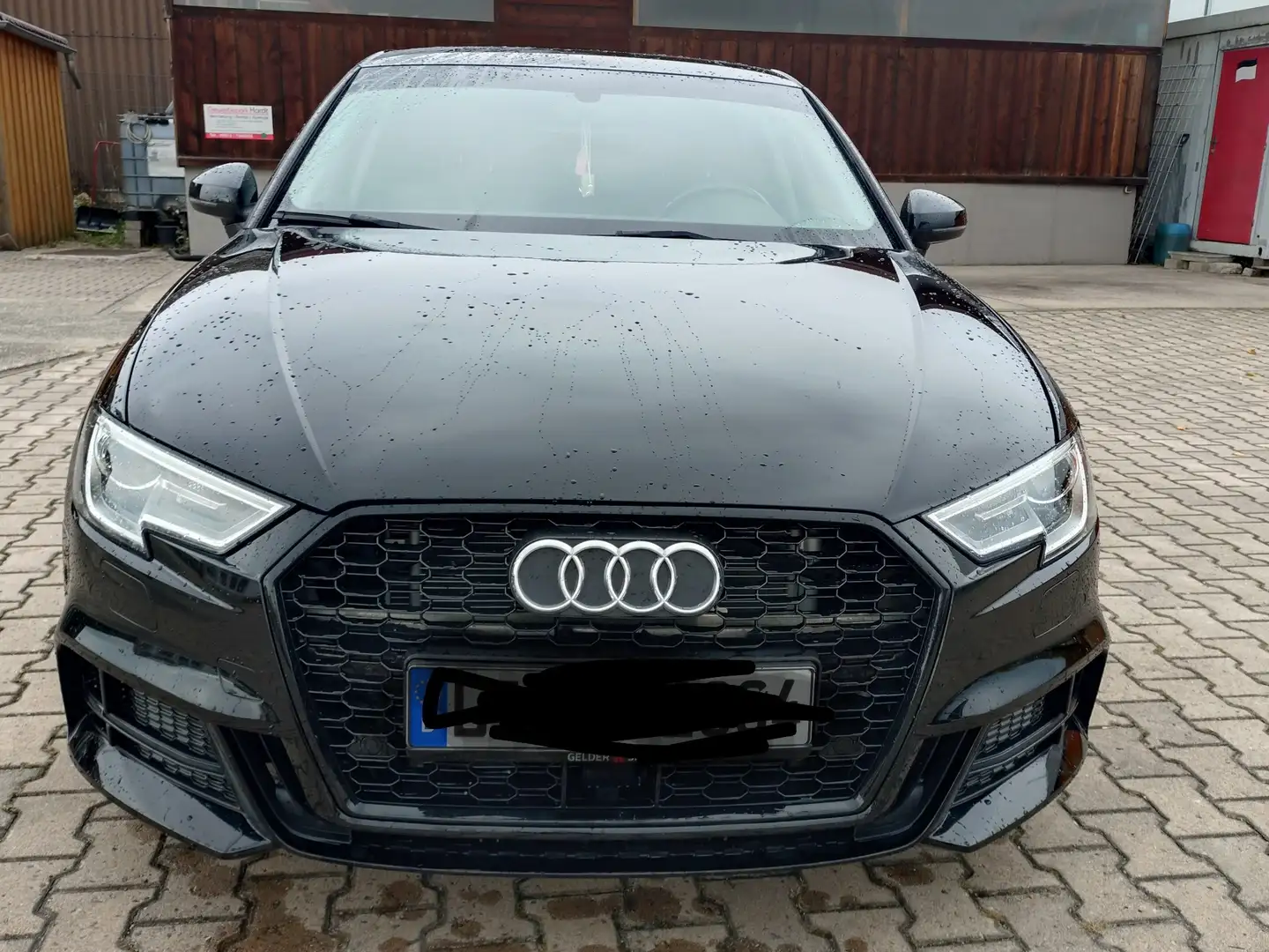 Audi A3 S LINE SPORT AUTOMATIK // 18 ZOLL Schwarz - 1