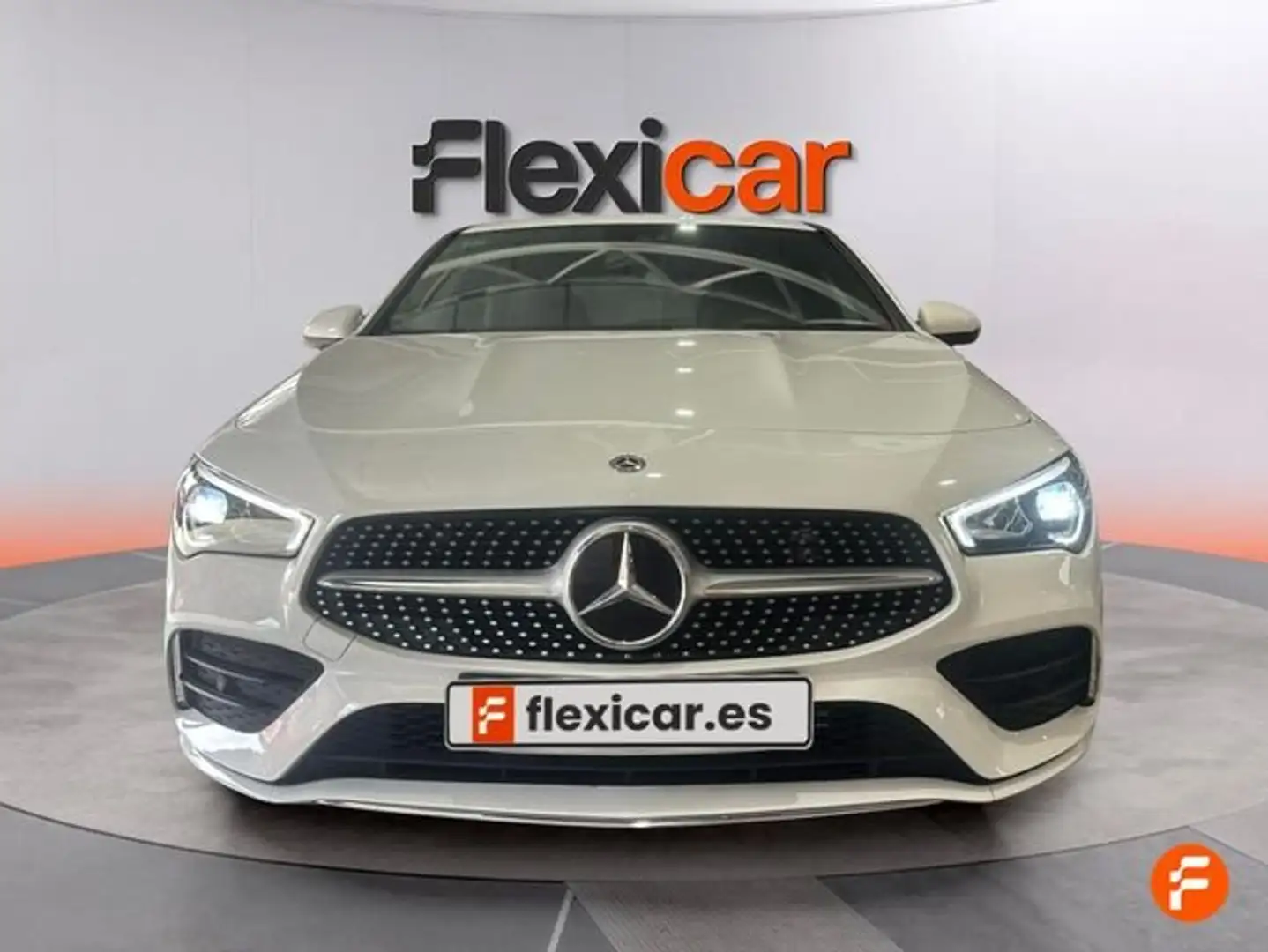 Mercedes-Benz CLA 200 Blanco - 2