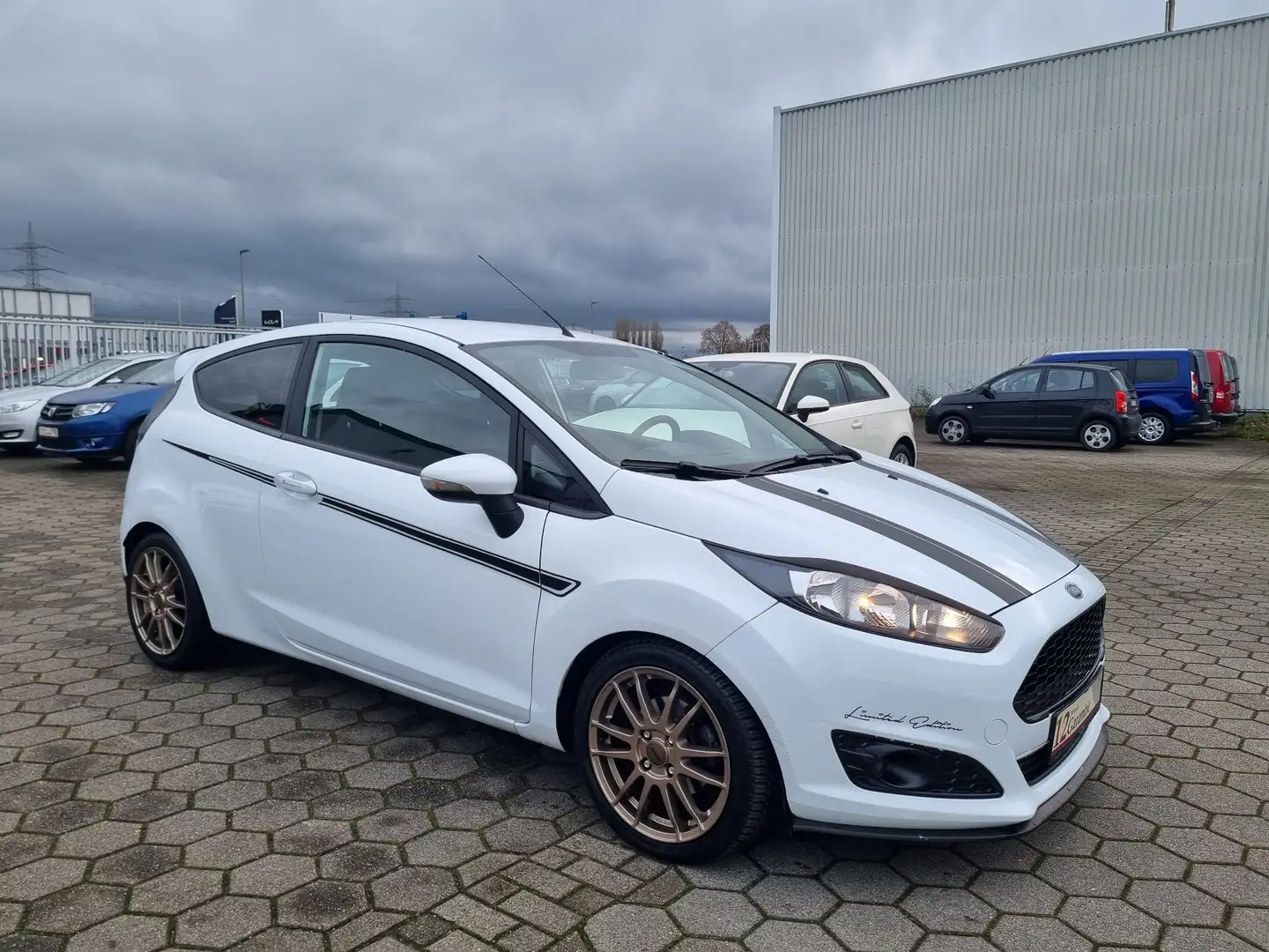 Ford Fiesta 1.25 SYNC Edition "ST-Line" Allwetter bereift... Weiß - 2