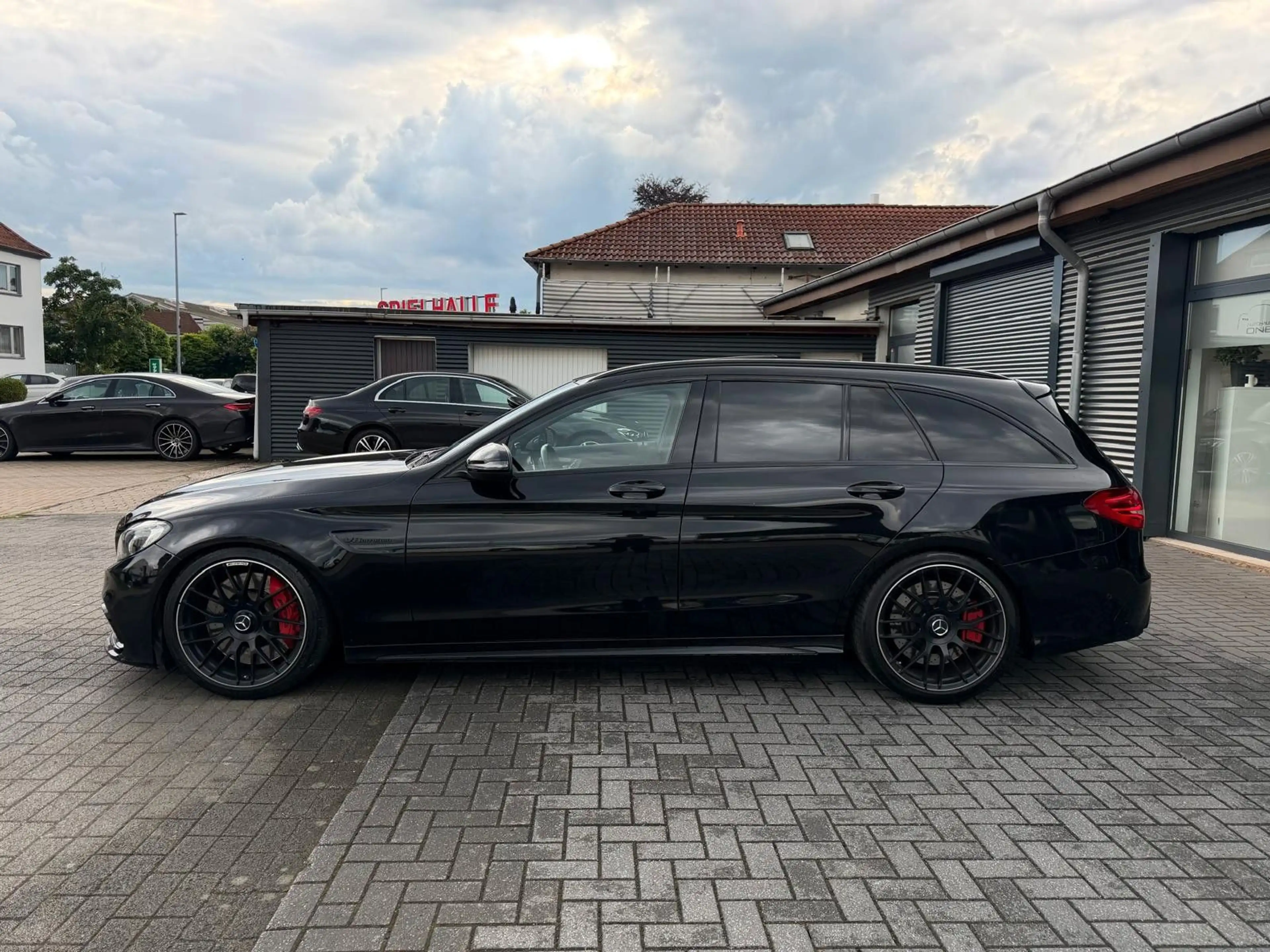 Mercedes-Benz C 63 AMG C 63S AMG P.AGA/SCHALENSITZE/PANO/KEYLESS — photo 15