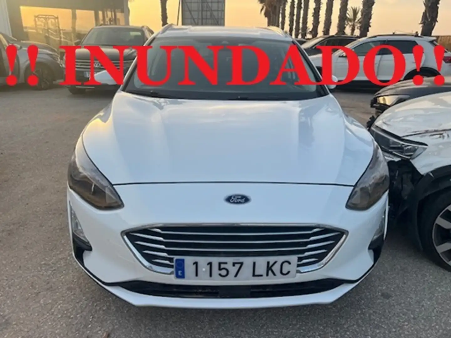 Ford Focus Familiar Manual de 5 Puertas Blanco - 1