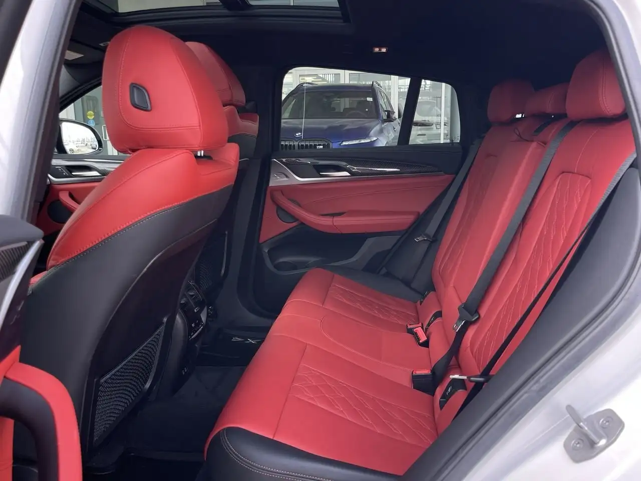 BMW X4 снимка BMW X4