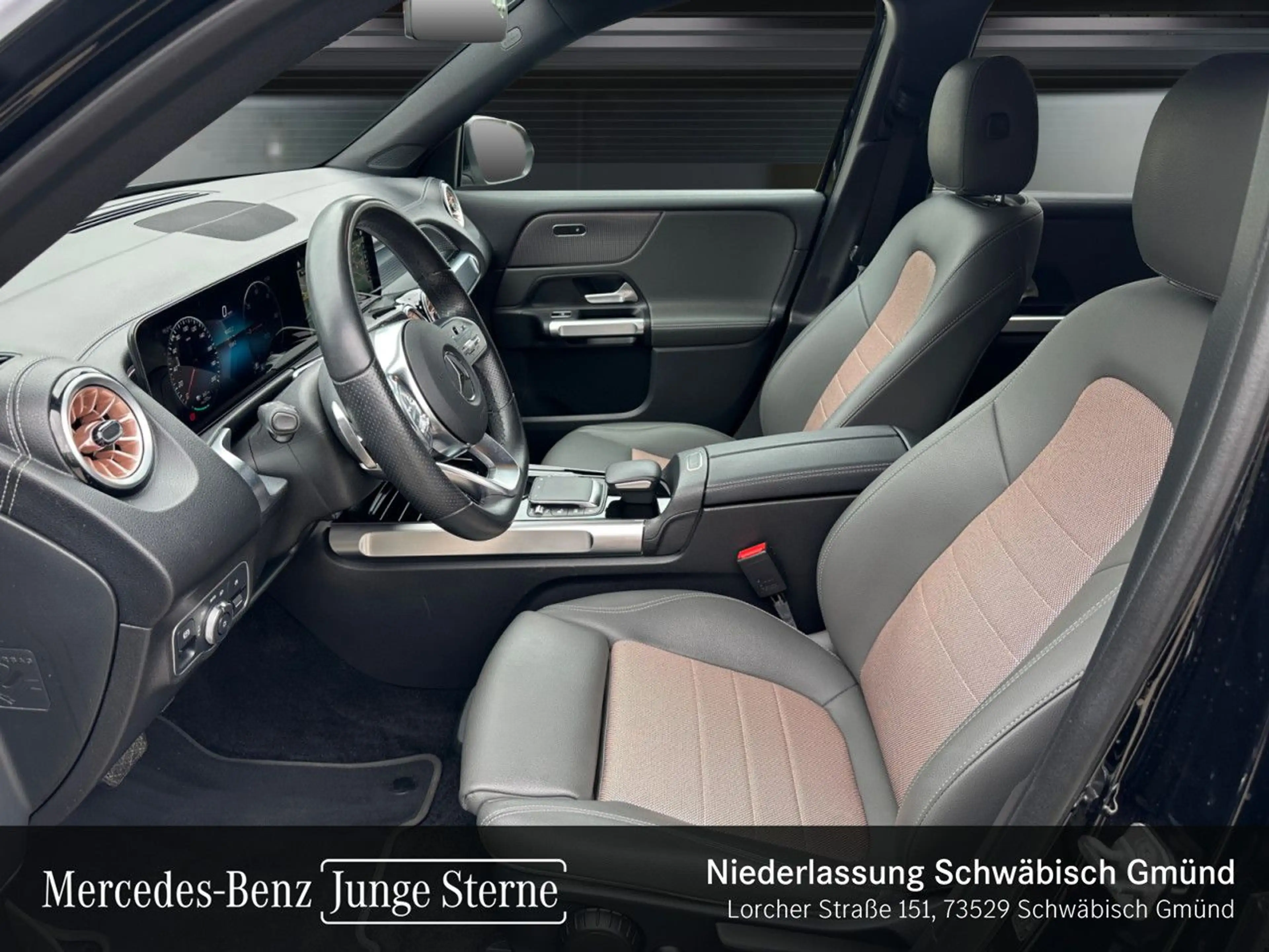 Mercedes-Benz EQB 250 ELECTRICART+PLUS-PAKET+KAMERA+KEYLESS+SPUR — photo 12