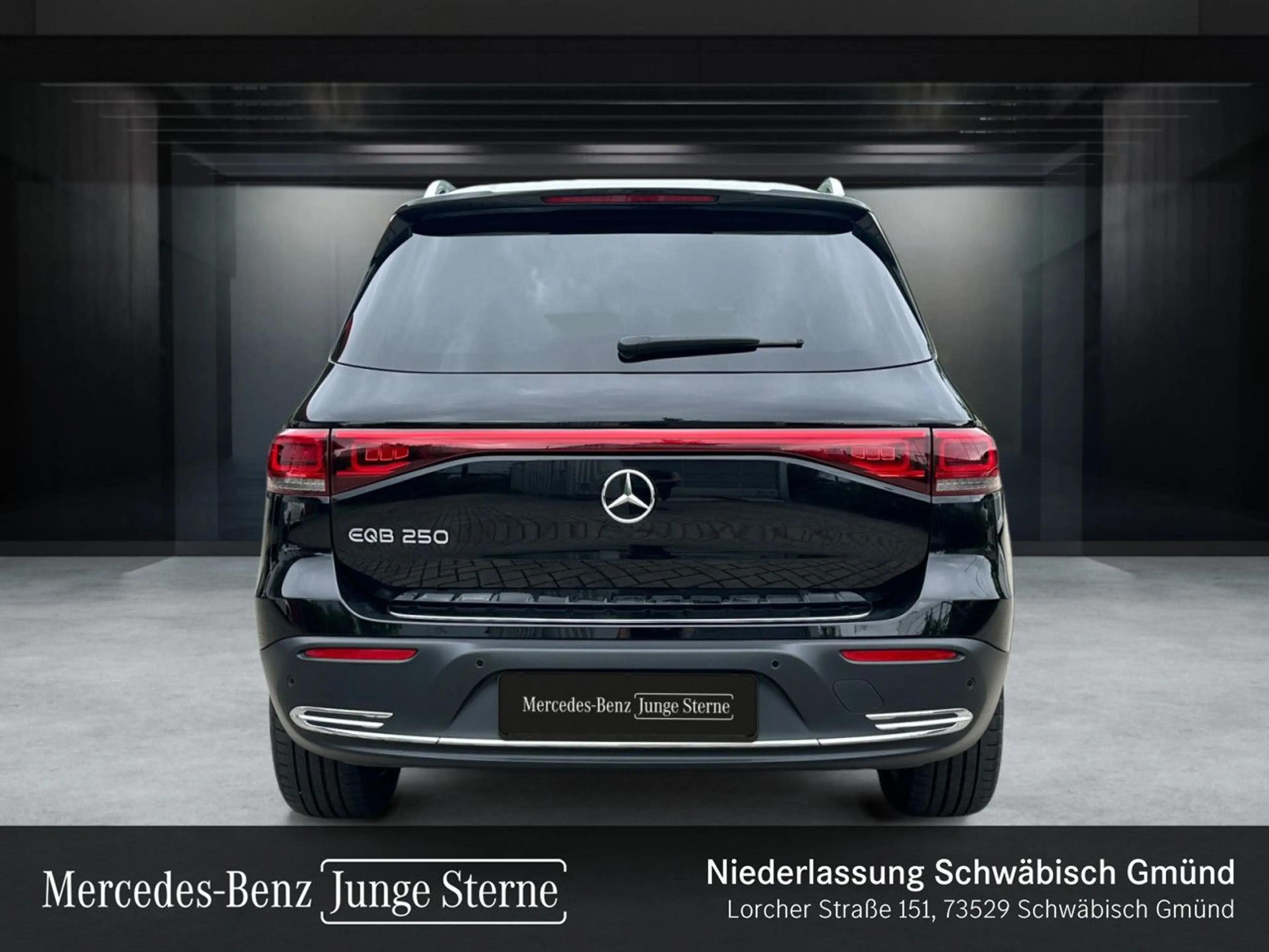 Mercedes-Benz EQB 250 ELECTRICART+PLUS-PAKET+KAMERA+KEYLESS+SPUR — photo 6
