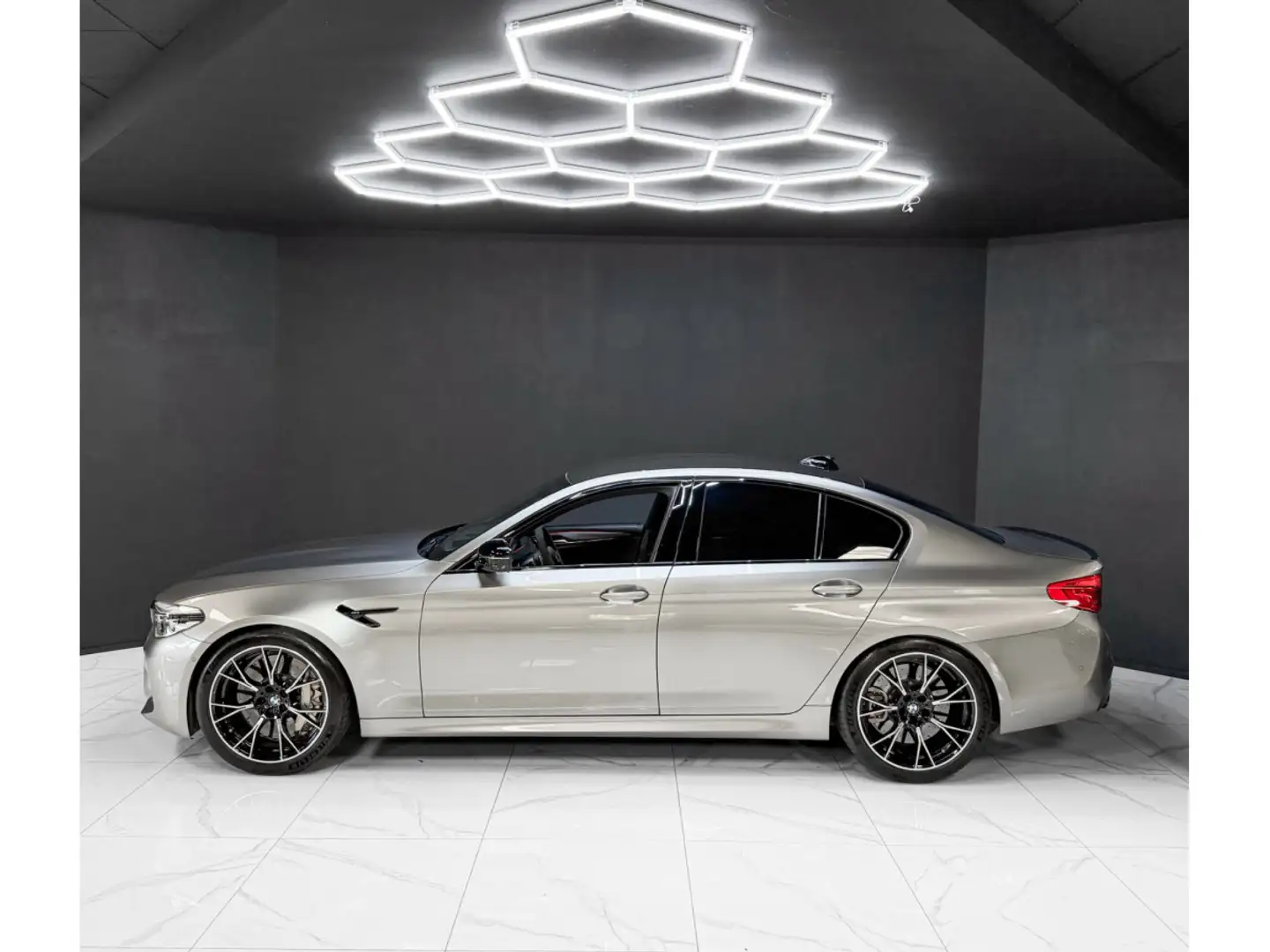 BMW M5 COMPETITION / PPF / BMW WARRANTY 11/2028 Šedá - 2