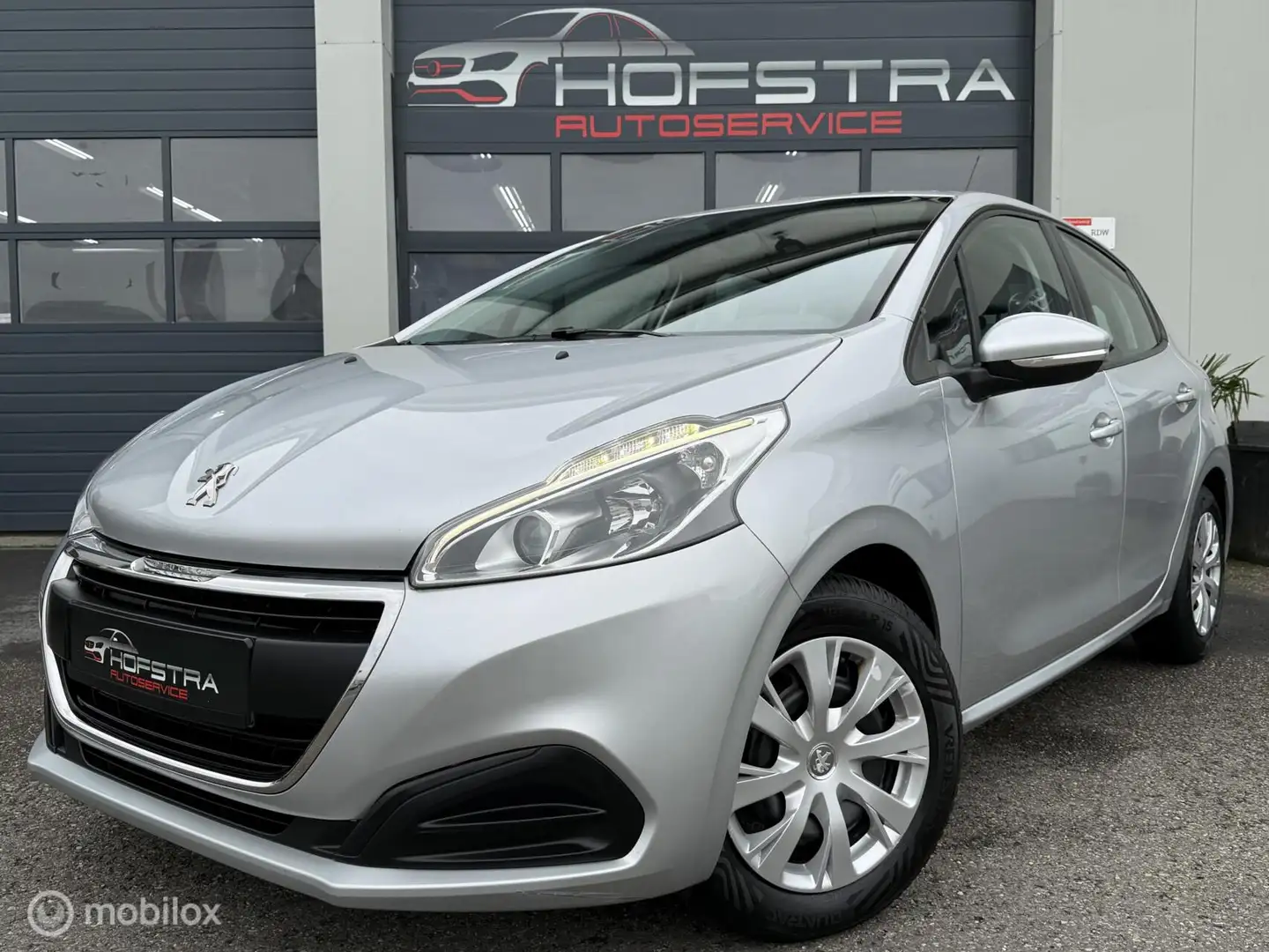 Peugeot 208 1.2 PureTech Active Navi Cruise Airco Dealer Onder Gris - 1