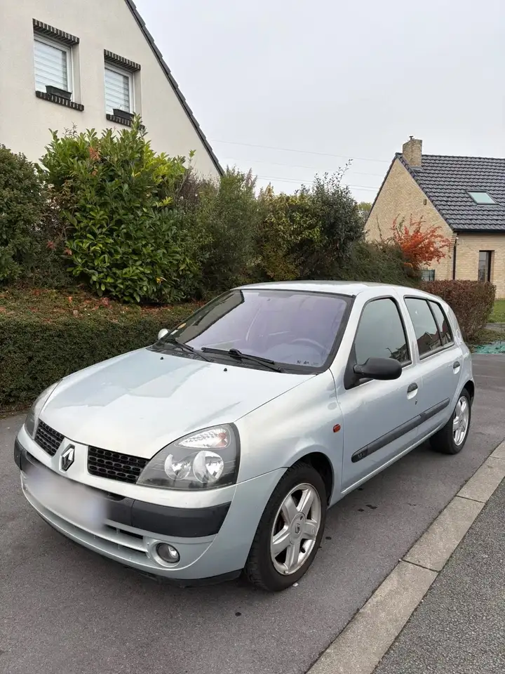 Renault Clio 1.2i 16V dynamique