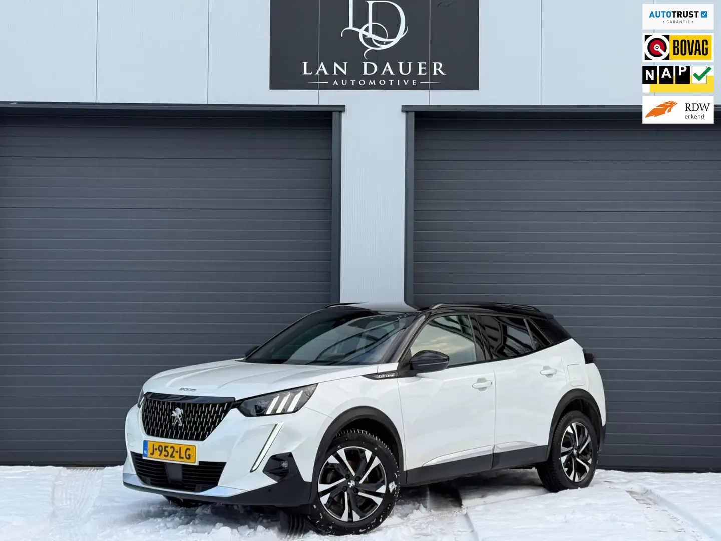 Peugeot 2008 1.2 PureTech GT-Line / 2020 / CAM / 3D COCKPIT Weiß - 1