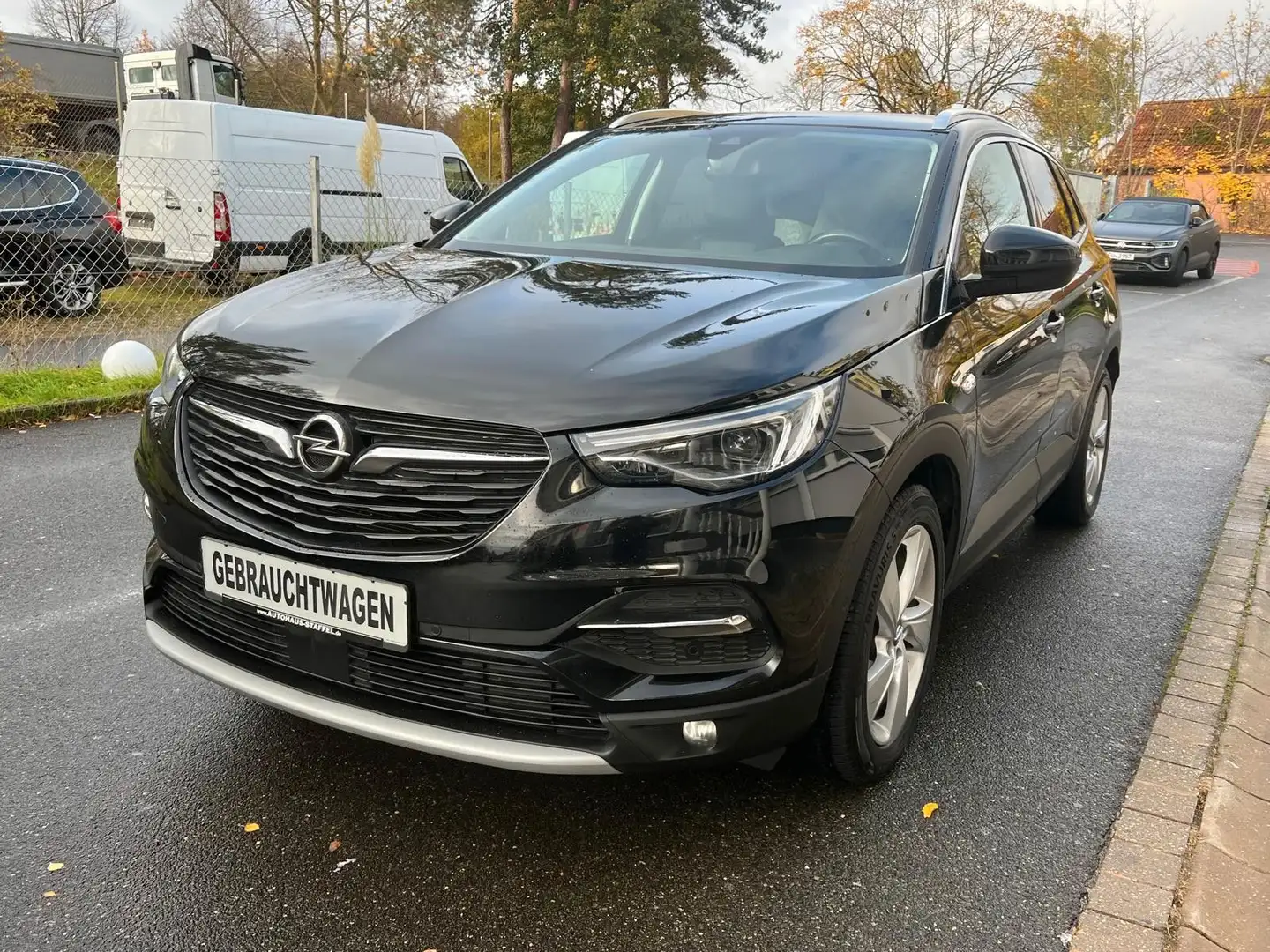 Opel Grandland X Innovation Automatik Noir - 1