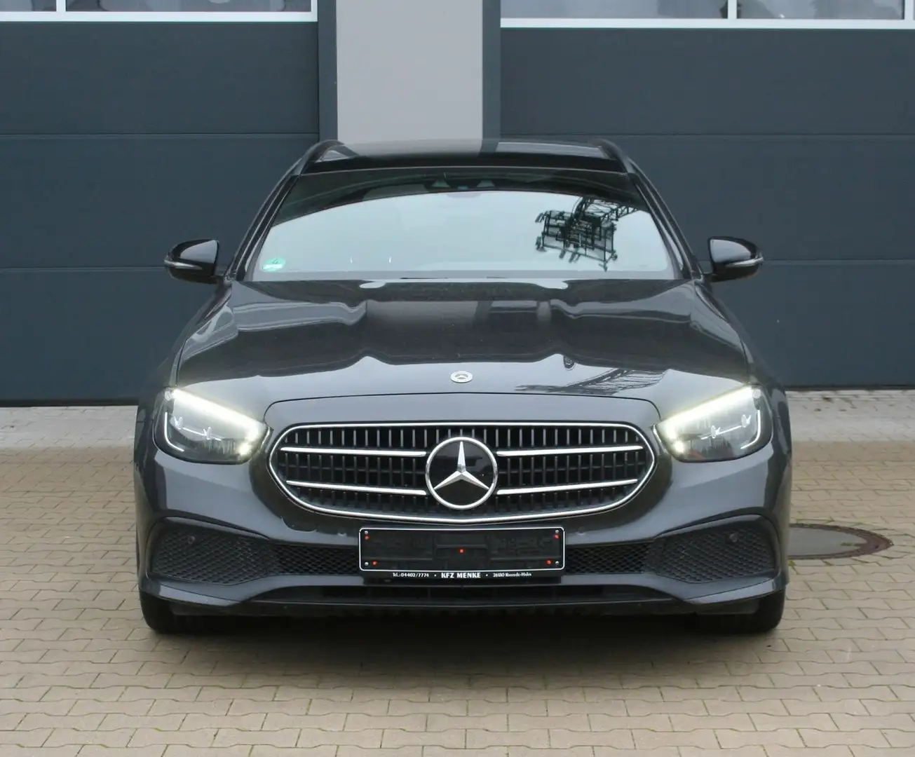 Mercedes-Benz E 300 de T Avantgarde AHK/Distro/Pano/HeadUp/Kam Grau - 2