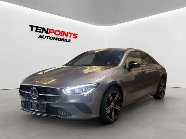 Mercedes-Benz CLA 200 LED+CAM+CARPLAY+MBUX+AMBIENTEBEL.