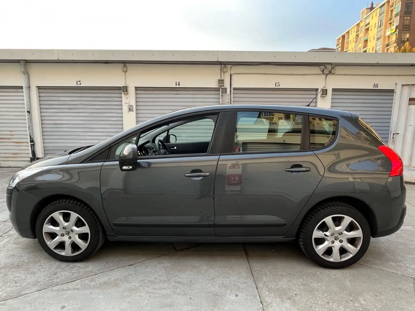 Peugeot 3008 1.6 vti 16v 120CV Active (tecno) Grigio - 2