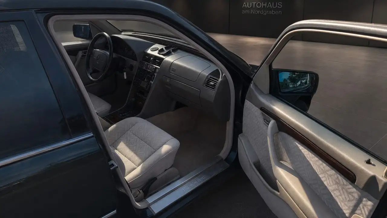 Mercedes-Benz C 200 Elegance AUTOMATIK AMG Abgasanlage, foto 9