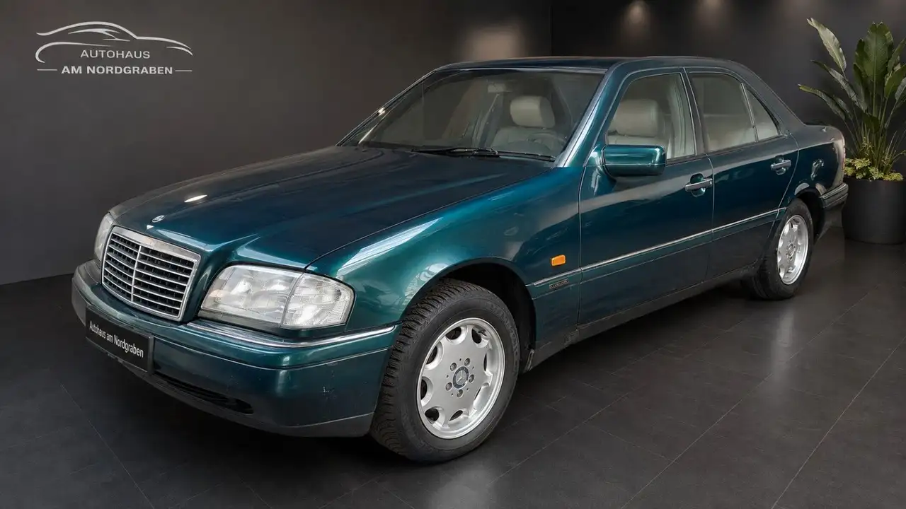 Mercedes-Benz C 200 Elegance AUTOMATIK AMG Abgasanlage, foto 1