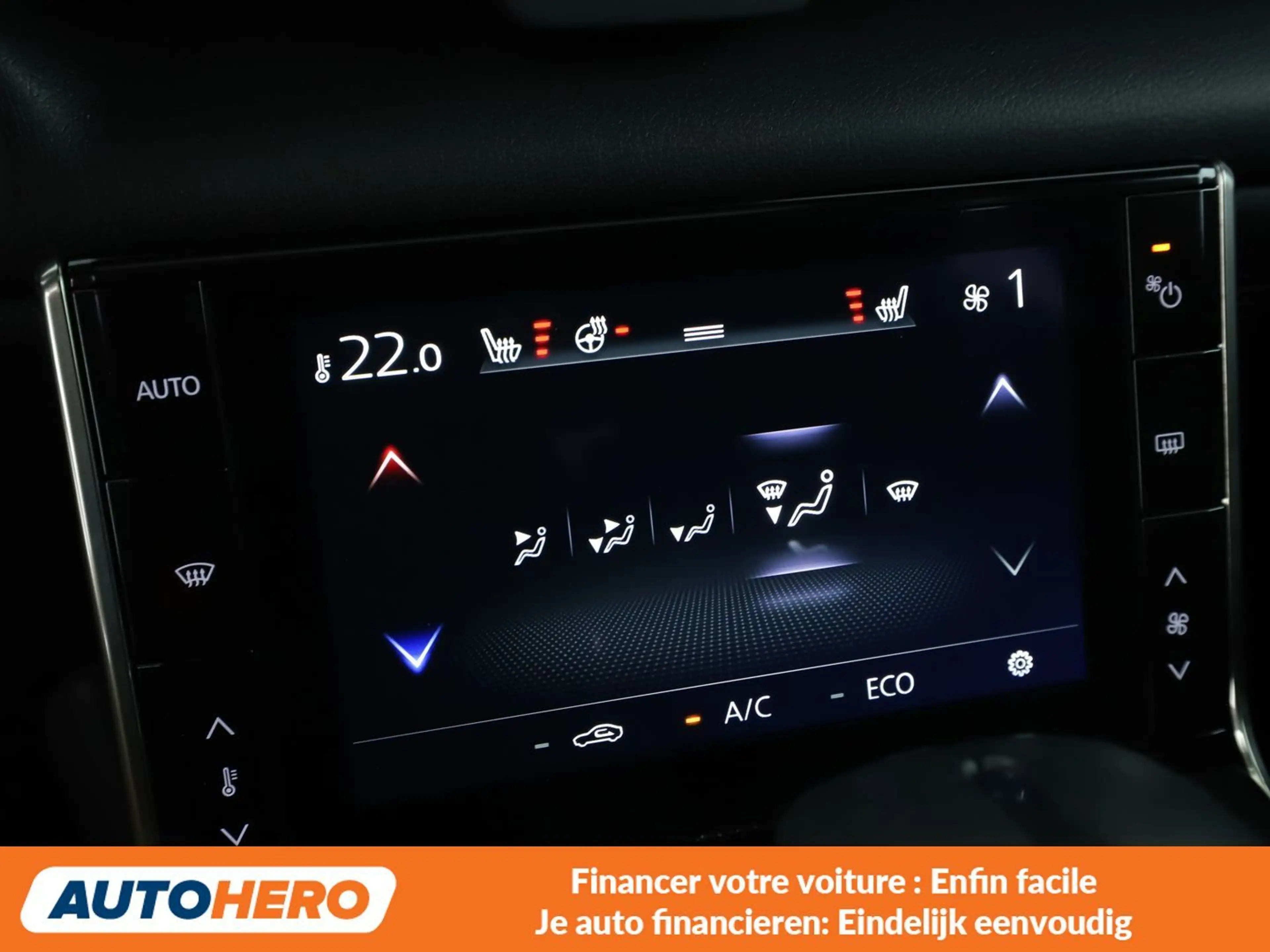 Mazda MX-30 e-SKYACTIV 125 kW Makoto R-EV — photo 10