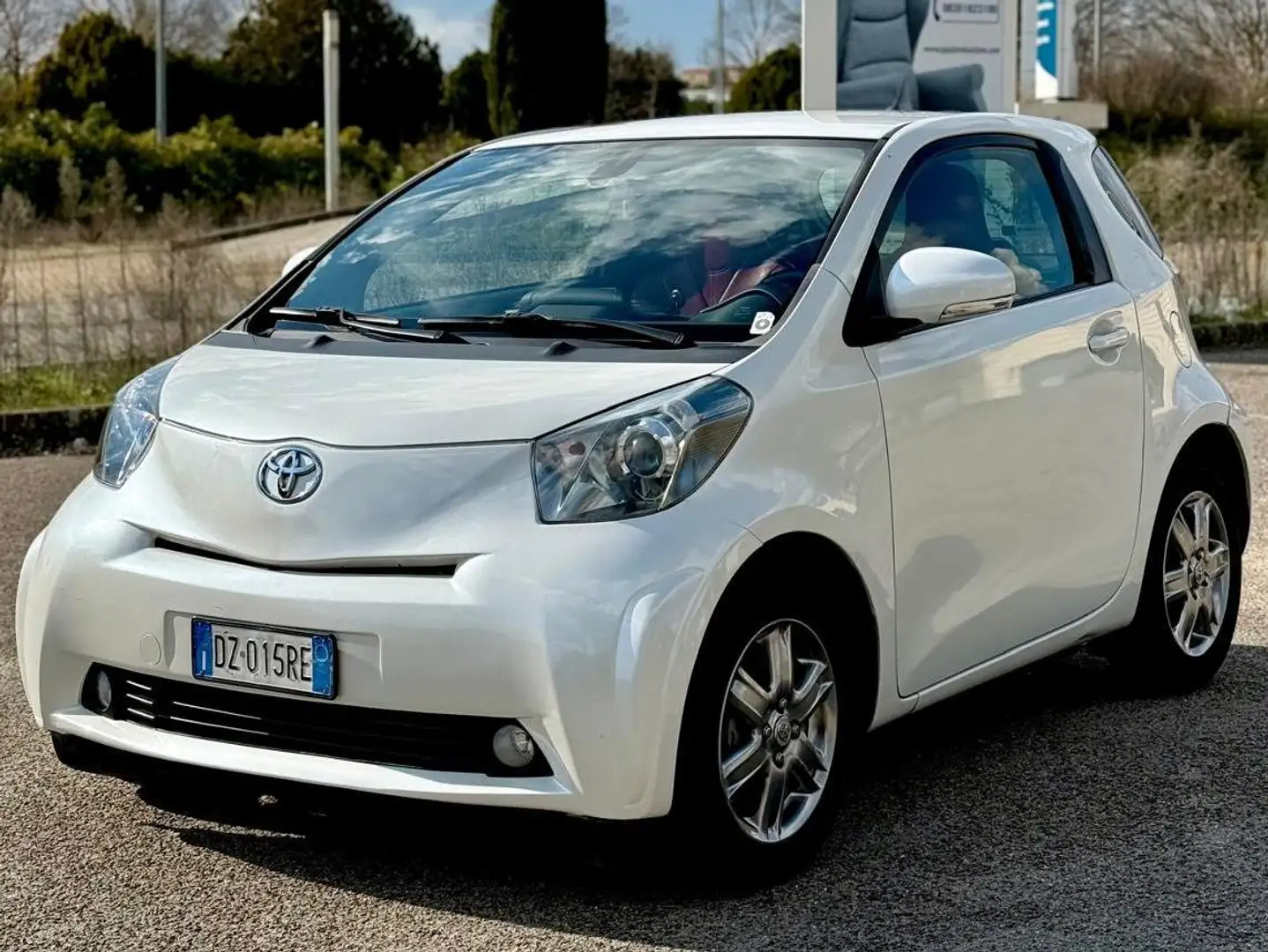 Toyota iQ iQ 1.0 cvt (multidrive) Bianco - 1