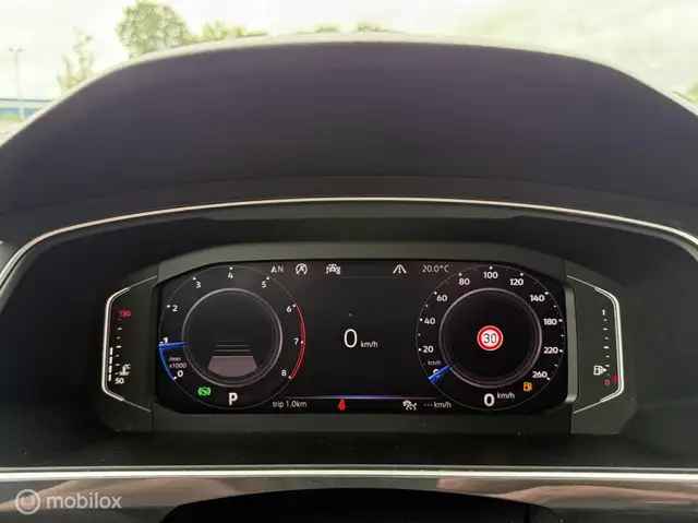 Volkswagen Tiguan view 15