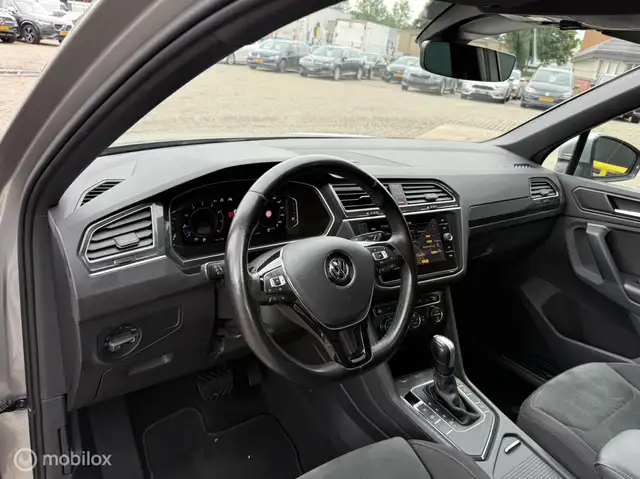 Volkswagen Tiguan view 11