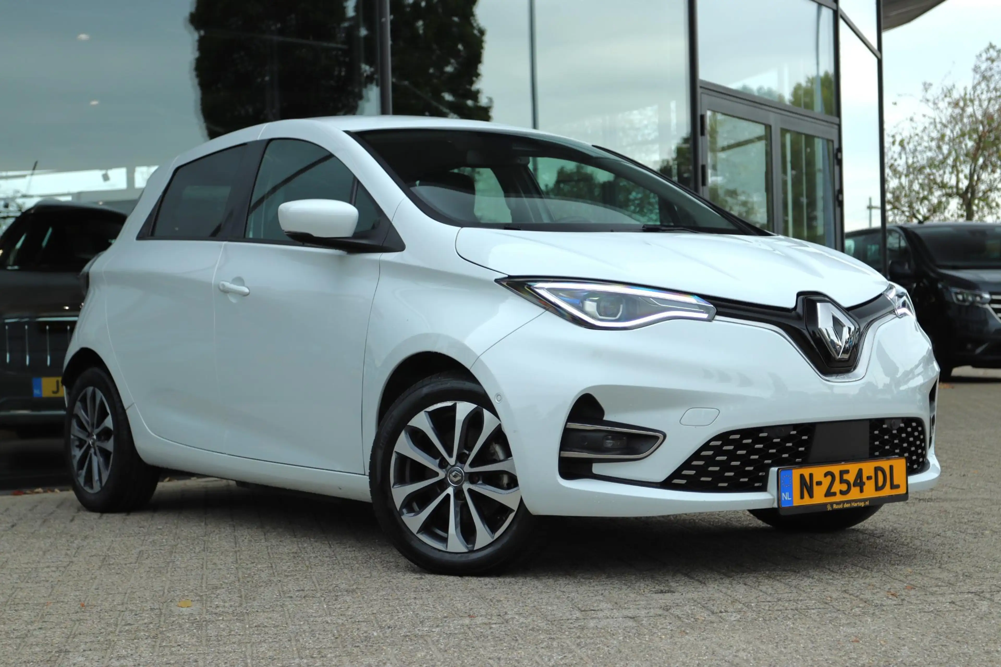 Renault ZOE R135 INTENS 52KWH SOH 92.4% | KOOPACCU | CARPLAY | — photo 9