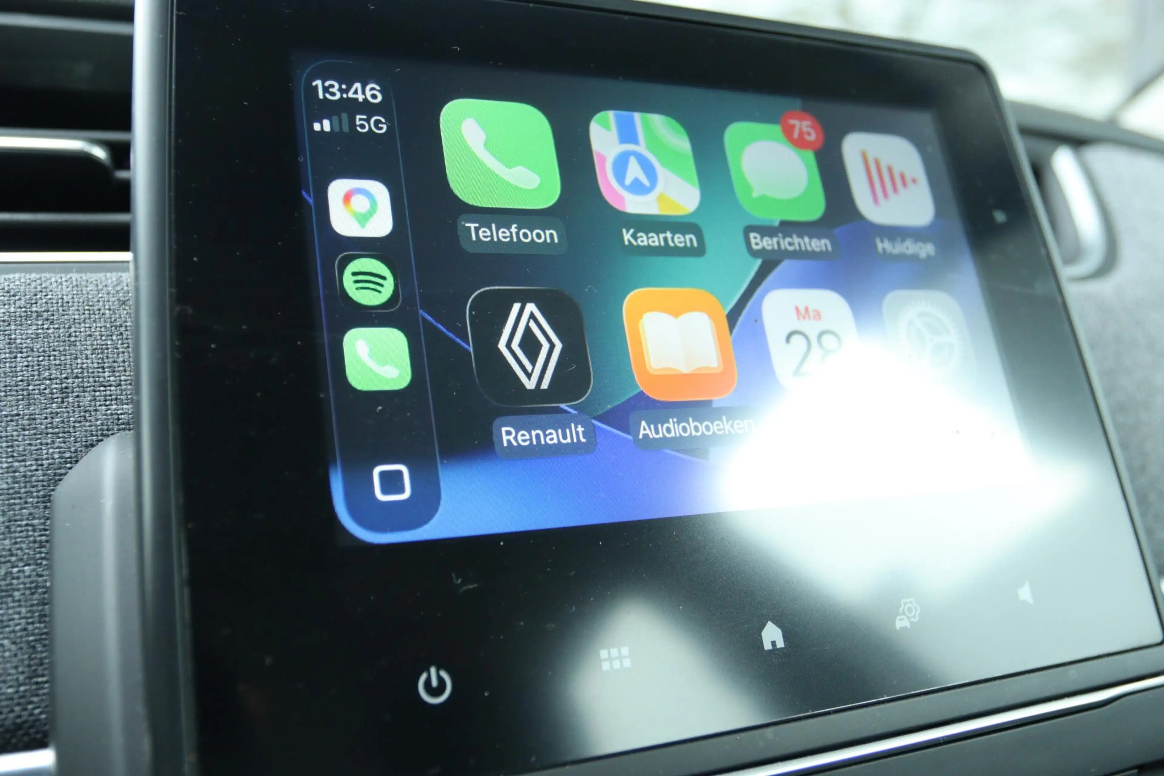 Renault ZOE R135 INTENS 52KWH SOH 92.4% | KOOPACCU | CARPLAY | — photo 7