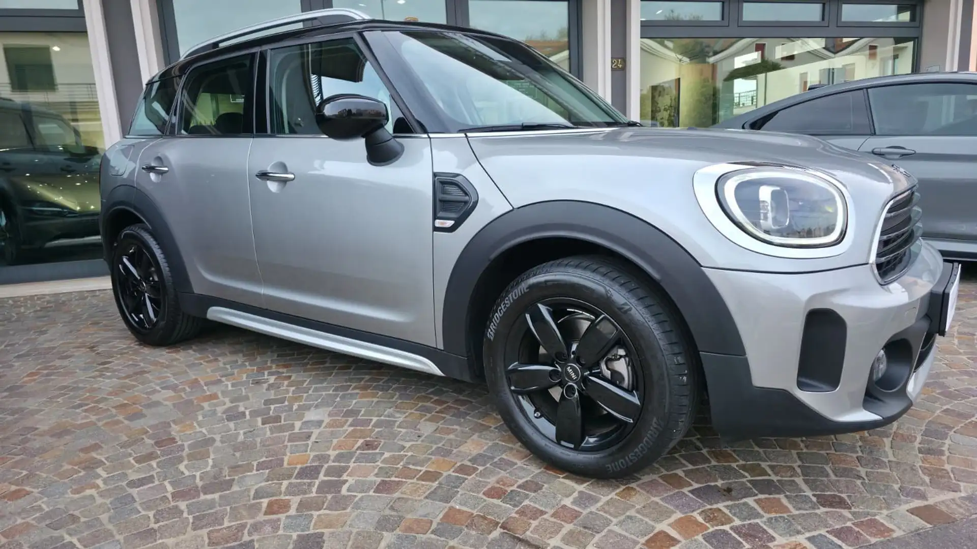 MINI Cooper Countryman Mini Countryman 1.5-136 cv -COOPER -FINAL EDITION! Grau - 1