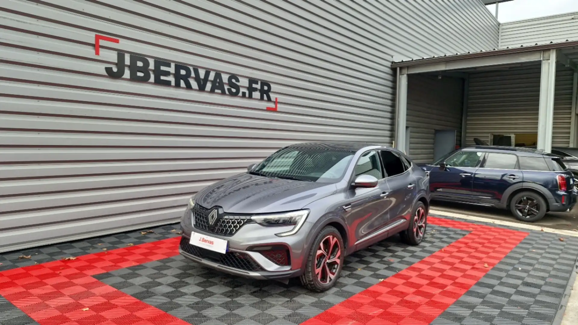 Renault Arkana E-TECH 145 - 23 TECHNO - 1