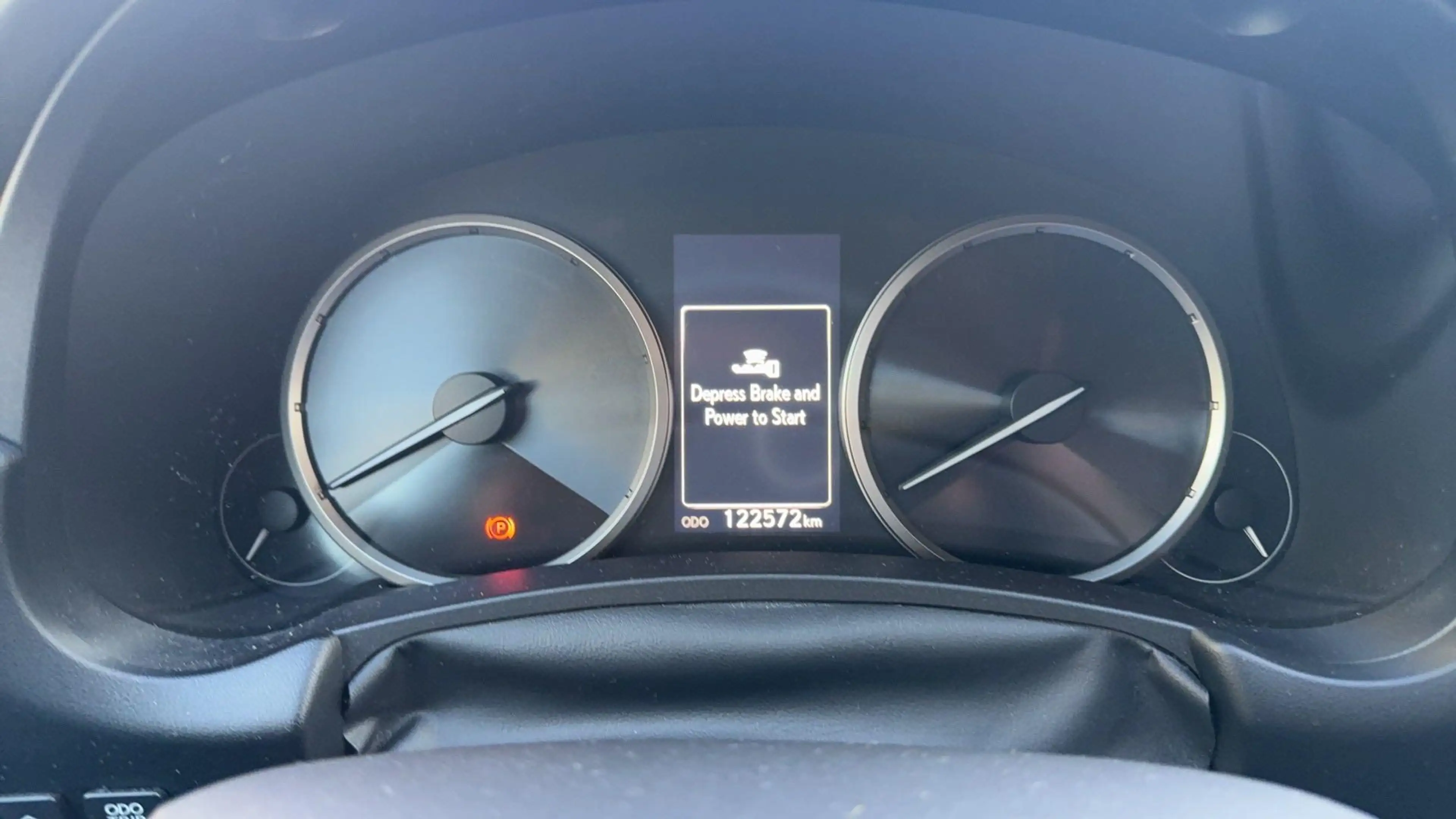 Lexus NX 300h AWD Luxury Line Leder/Winterset — photo 9