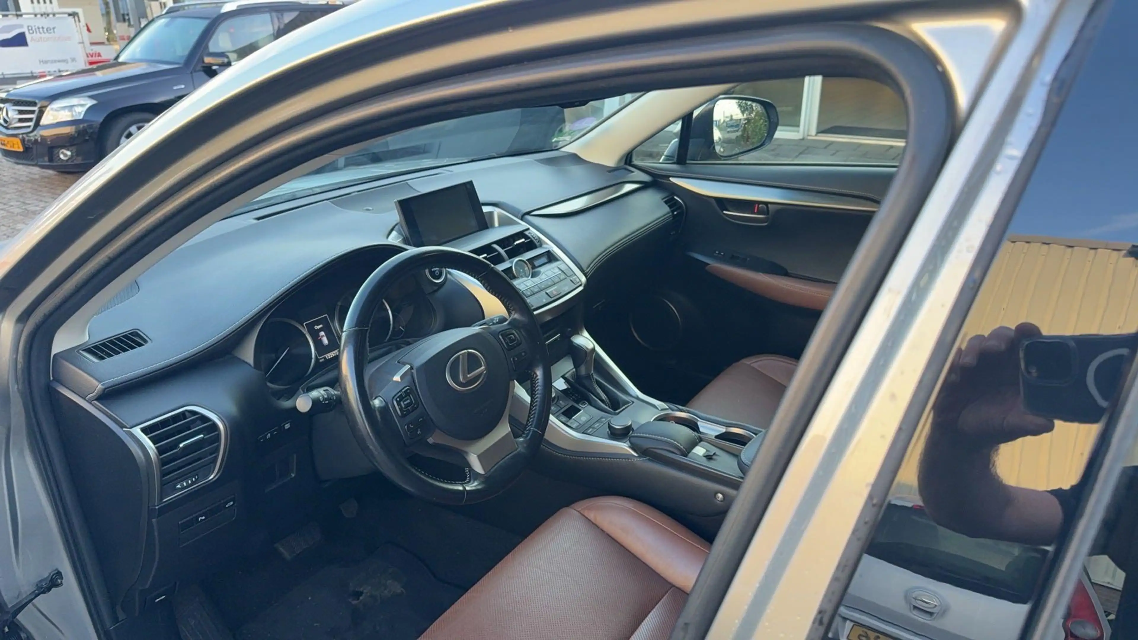 Lexus NX 300h AWD Luxury Line Leder/Winterset — photo 7