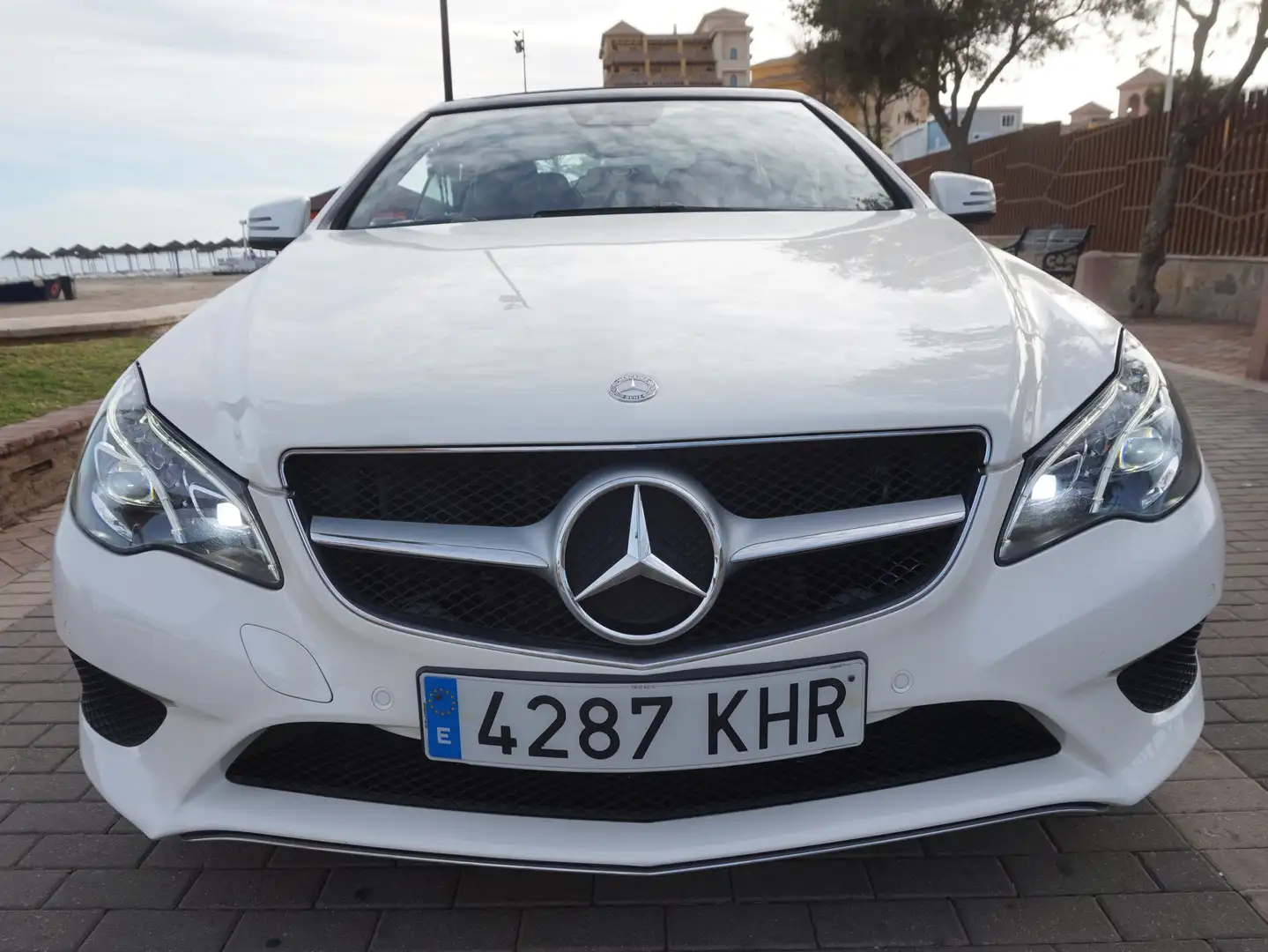 Mercedes-Benz E 200 E Cabrio 200 7G Plus Blanco - 2