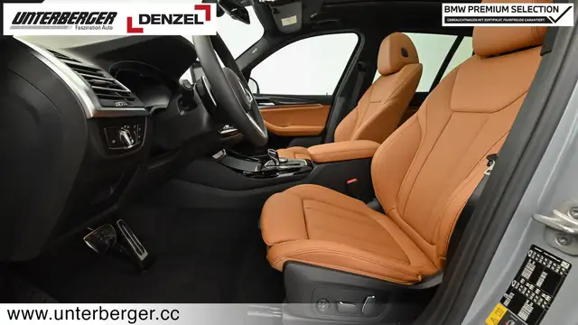 BMW X3 view 12