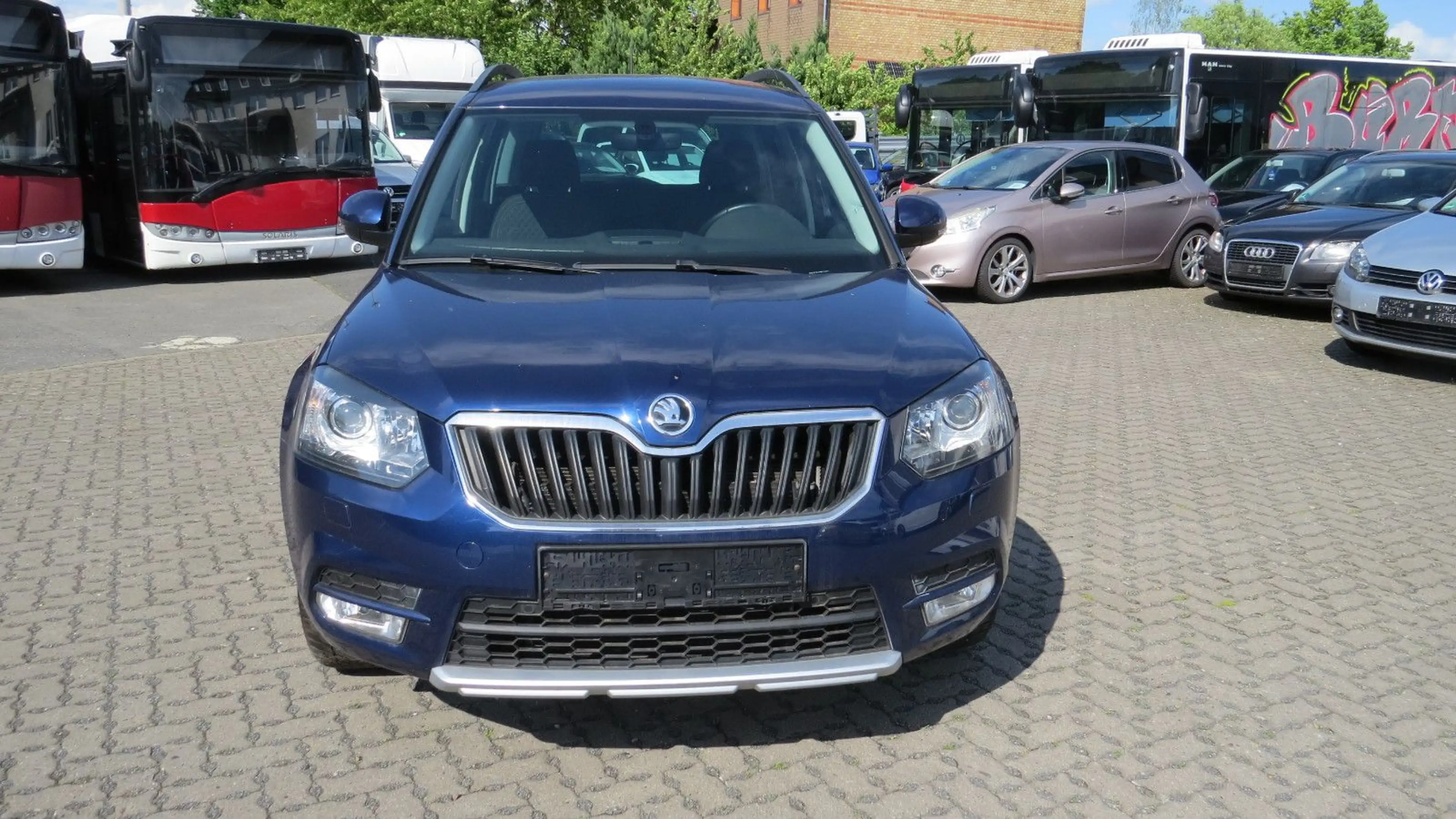 Skoda Yeti Drive*XENON*NAVI*TEMPOMAT* — photo 7