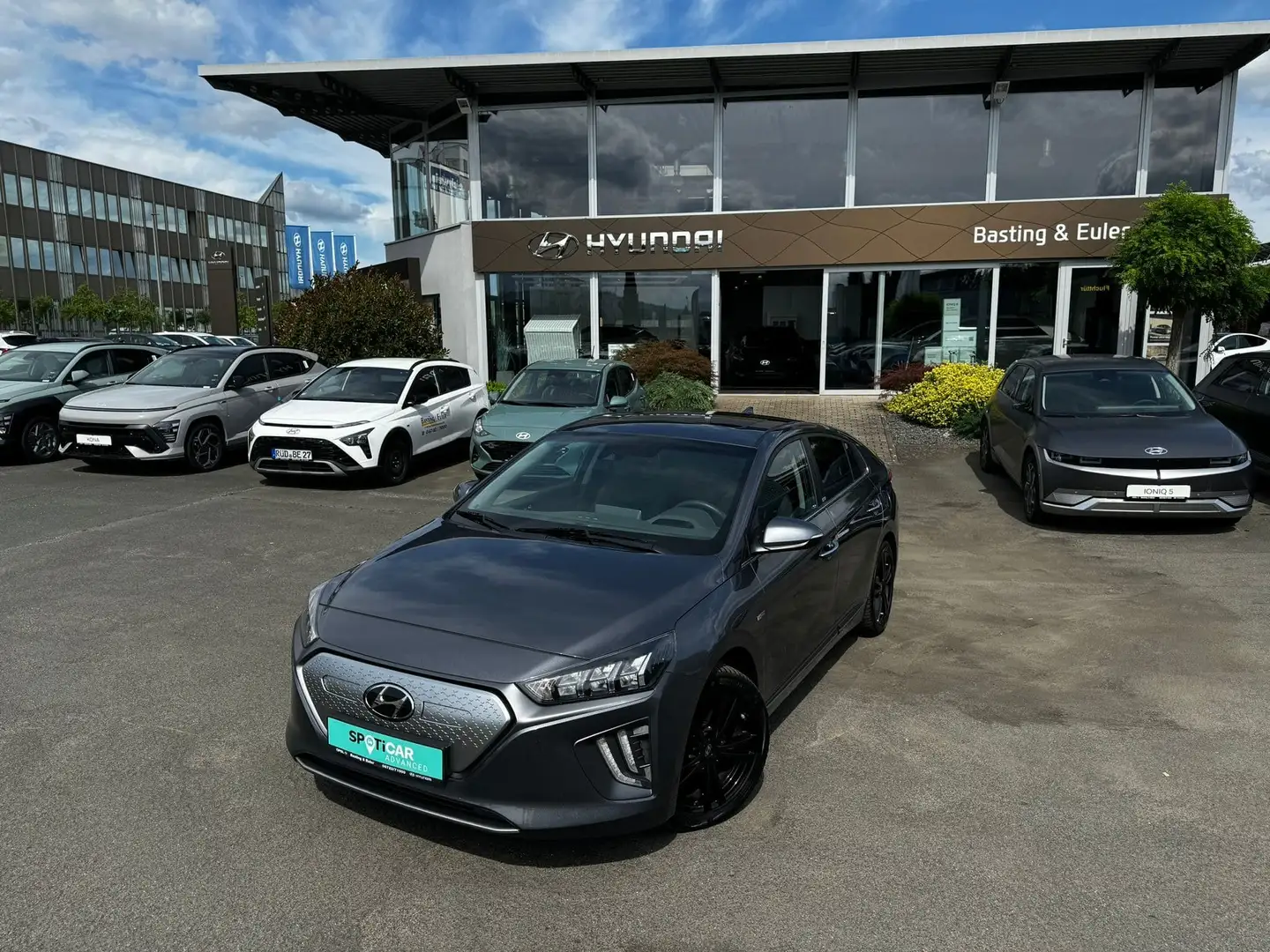 Hyundai IONIQ IONIQ Elektro Style Gris - 1