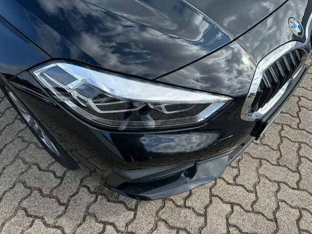 BMW 1 Series view 9