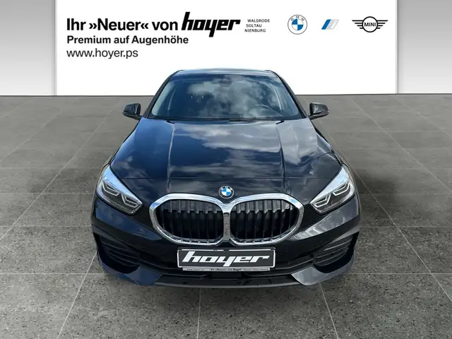 BMW 1 Series view 12