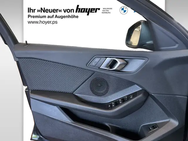 BMW 1 Series view 15