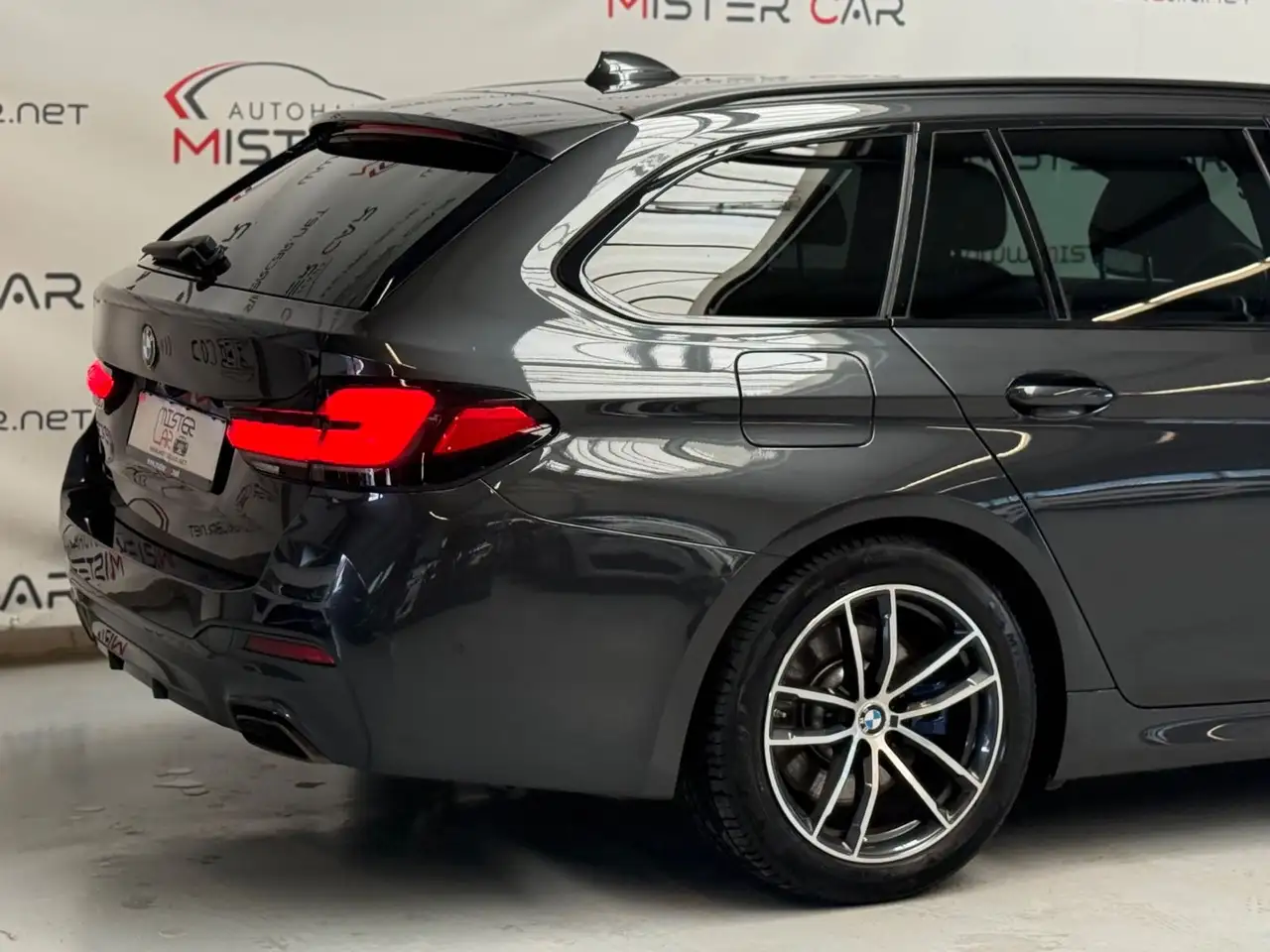 BMW 540 D XDRIVE TOURING 340CH - M SPORT - BVA - CAMÉRA DE RECUL - SELLERIE CUIR - VIRTUAL COCKPIT - HISTORIQUE ENTRETIEN COMPLET BMW